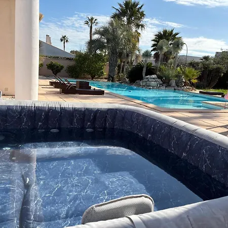 Rare Luxueuse 250 M2 Proche Vila
